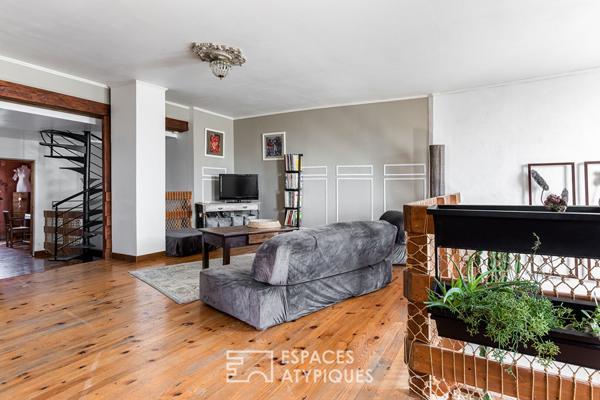 Charmante maison de ville avec piscine et jardin paysagé