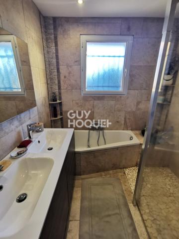 Maison T5 de 113 m² avec 3 chambres et 1 bureau