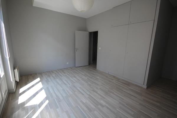 A LOUER : T3 à LILLE • Rue Macquart - QUAI DU WAULT • 1 125 € CC • Réf. 5967-12