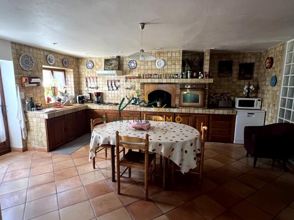 A VENDRE MAISON PIERRE DE 240M²