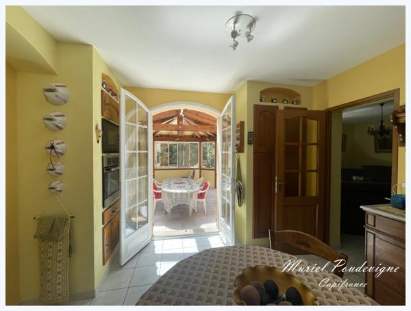 Maison individuelle UCHAUX, 142 m2 - 3 chambres