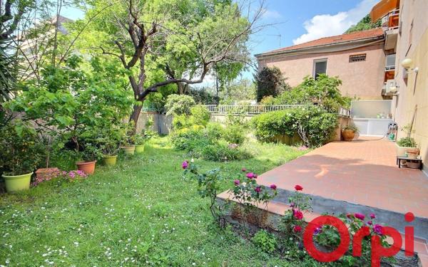 Appartement à vendre    4 pièces • 100,06 m2 Marseille 12