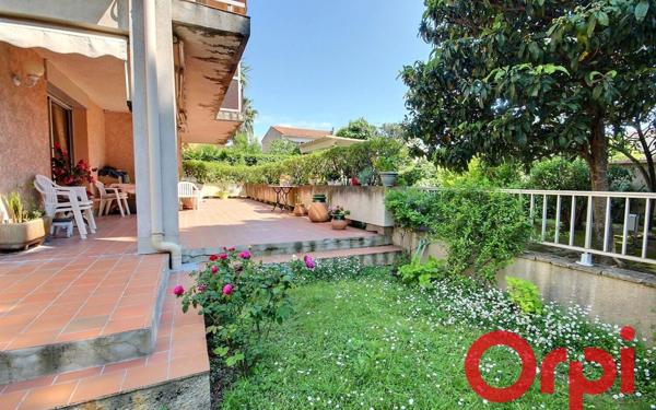 Appartement à vendre    4 pièces • 100,06 m2 Marseille 12