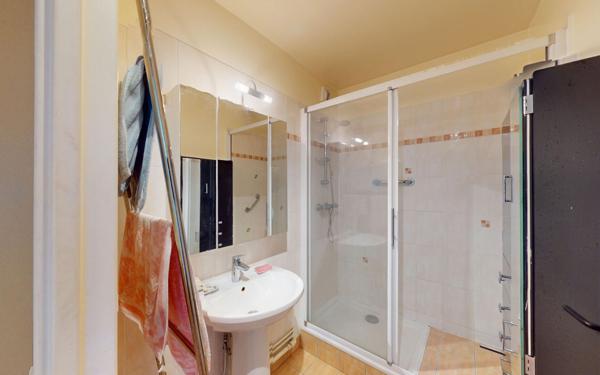 Appartement à vendre    5 pièces • 90,14 m2 Malakoff