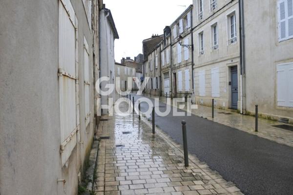 LOCATION d'un appartement T2 (41.5 m²) à LA ROCHELLE