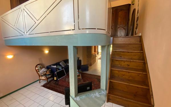 Maison à vendre    3 pièces • 103 m2 Cenon