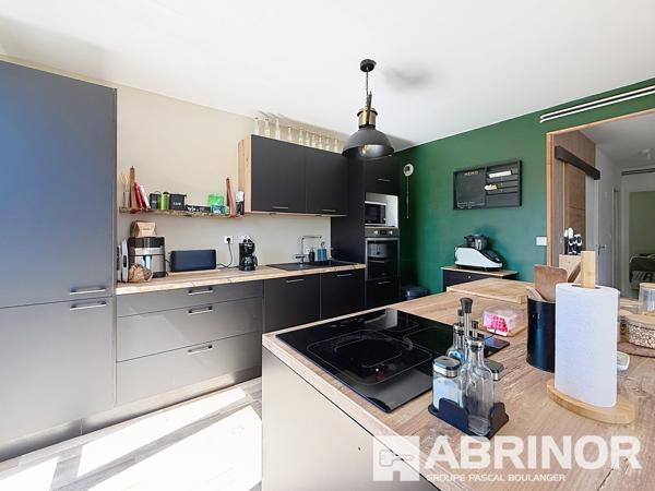 ROUBAIX centre - Beau type 4 de 81.57 m² hab. - Balcon ROUBAIX