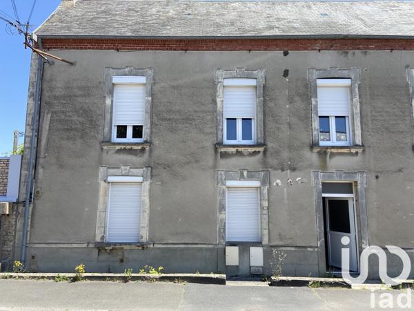Maison 4 pièces de 121 m² à CARENTAN (50500)