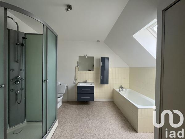 Maison 4 pièces de 121 m² à CARENTAN (50500)