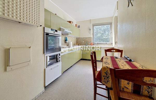 Appartement 127 m² 3 chambres bureau terrasse garage prox tram WASQUEHAL