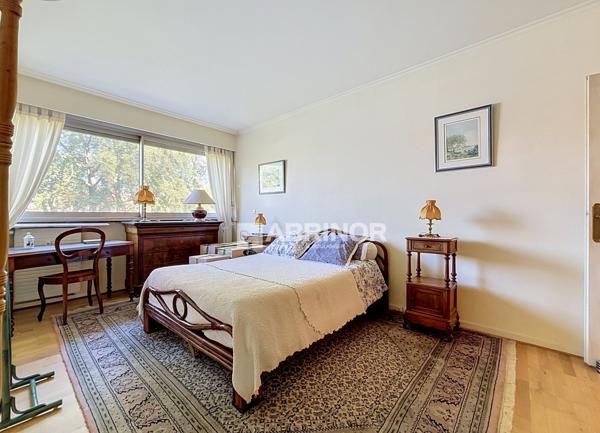 Appartement 127 m² 3 chambres bureau terrasse garage prox tram WASQUEHAL