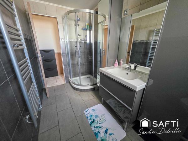 Maison 5 pièces - 3 chambres possibilité d'une 4ème