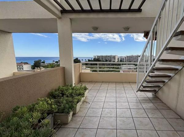 Cagnes-sur-Mer (06800) Toit terrasse 120m² / T4 Cagnes sur Mer d'environ 120m²