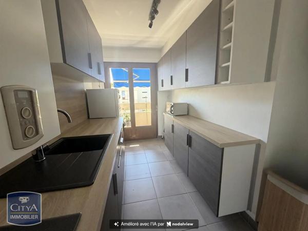Appartement à louer 3 pièces 66.15m² Fréjus (83600)