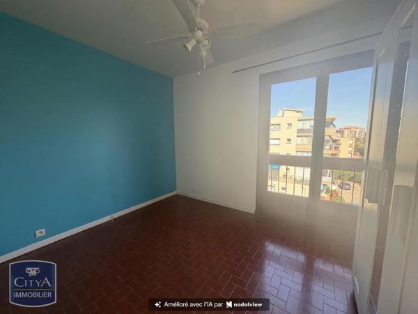 Appartement à louer 3 pièces 66.15m² Fréjus (83600)