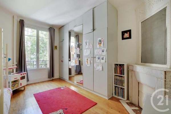 Appartement F4 à vendre  4 pièces - 79,10 m2 PARIS - 75015