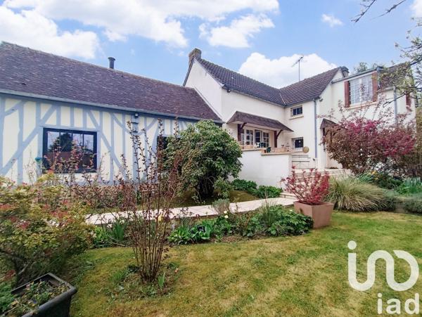 Maison 5 pièces de 140 m² à Les Aspres (61270)