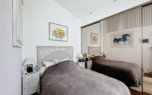 Appartement à vendre    4 pièces • 145 m2 La Rochelle