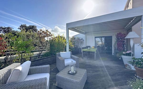 Appartement à vendre    4 pièces • 145 m2 La Rochelle