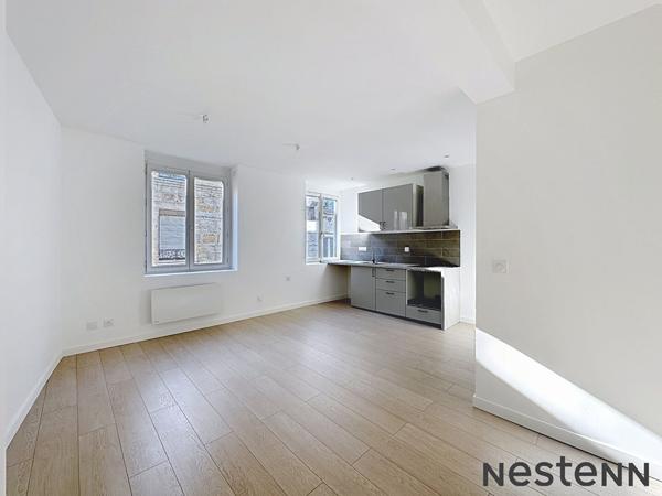Appartement de 4 pièces, centre ville, refait à neuf, 3 chambres