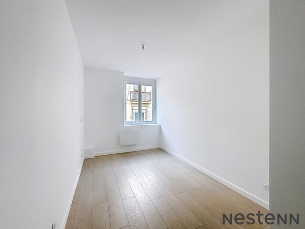 Appartement de 4 pièces, centre ville, refait à neuf, 3 chambres