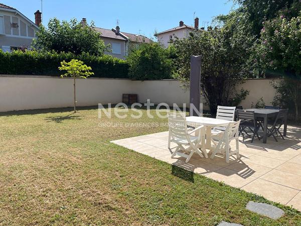 Grande Maison individuelle de 6 Pieces avec 4 chambres Garage et terrasse - 69500 BRON