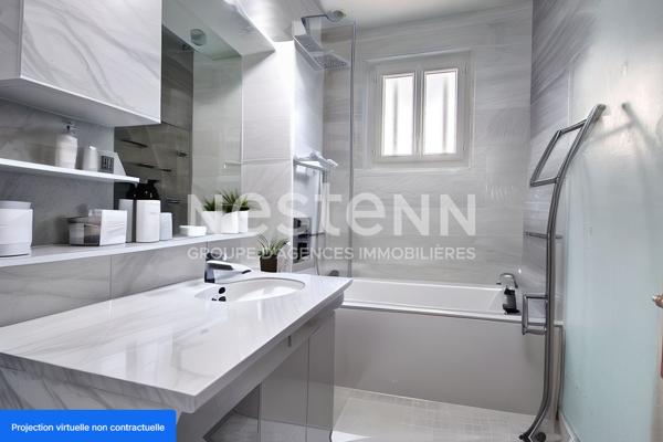 Grande Maison individuelle de 6 Pieces avec 4 chambres Garage et terrasse - 69500 BRON