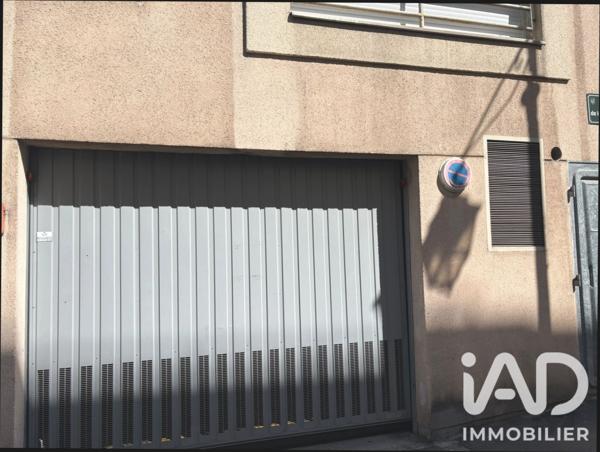 Parking à vendre 11 m² Vanves