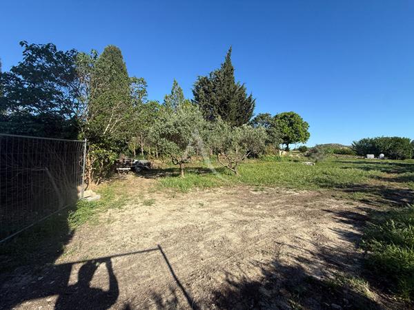 Terrain Istres 606 m2
