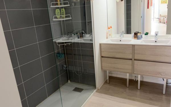 Appartement à vendre    3 pièces • 83 m2 Caen