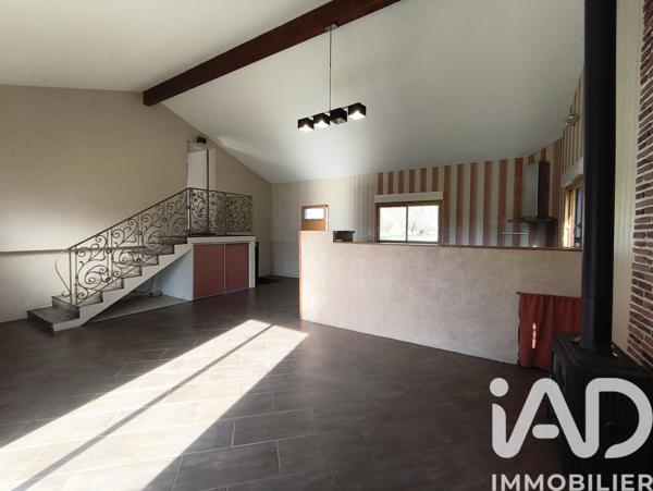 Maison à vendre 6 pièces 163 m² Lusignan