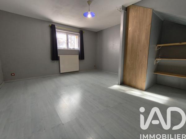 Maison à vendre 6 pièces 163 m² Lusignan