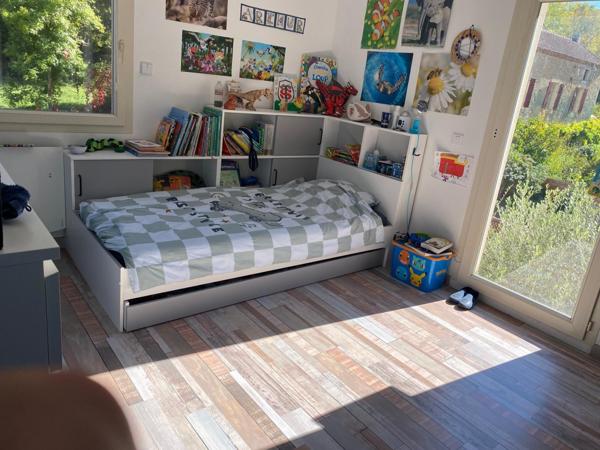 Maison de village en pierre T6 rénovée avec jardin & piscine