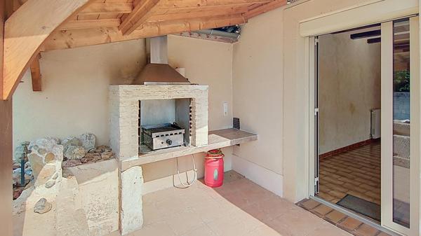 Maison de plain-pied 127 m² avec terrain arboré de 2 600 m², à 5 minutes de Fumel