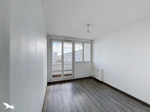 Appartement à vendre 167 000 € Pierre-Bénite 4 p 68 m² DPE D