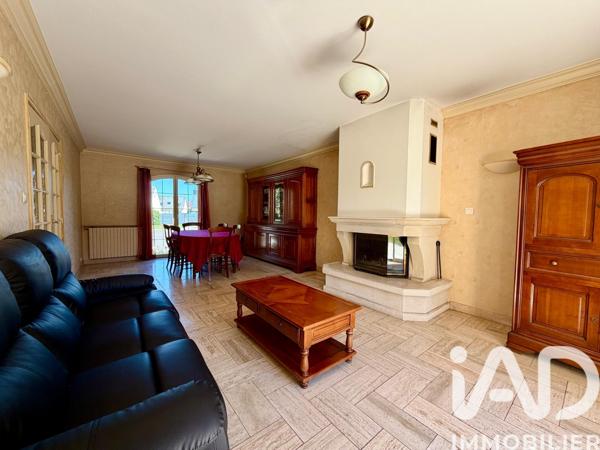 Maison à vendre 7 pièces 139 m² Chartres-de-Bretagne