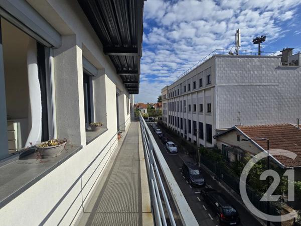 Appartement F2 à vendre  2 pièces - 44,87 m 2   ST MAUR DES FOSSES  - 94