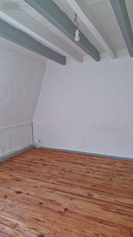 Appartement rénové à louer à Forges-les-Eaux en Seine-Maritime (76440), ref : LOCA/557   
centre