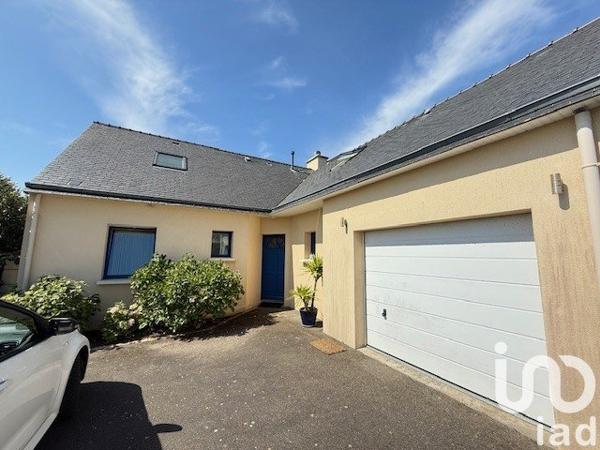 Maison 7 pièces de 123 m² à Plouhinec (29780)