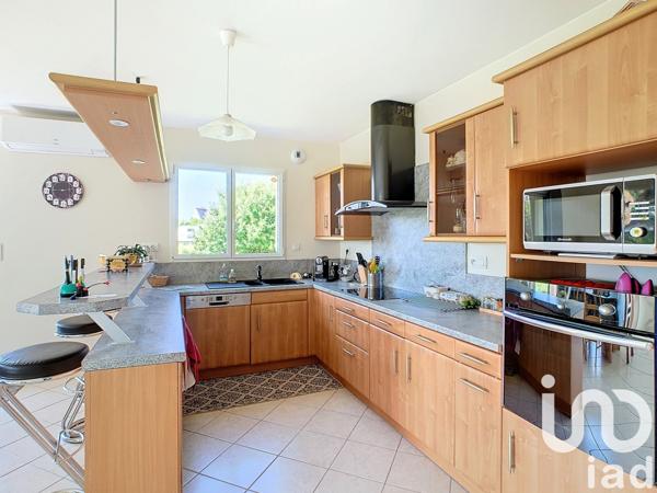 Maison 7 pièces de 123 m² à Plouhinec (29780)