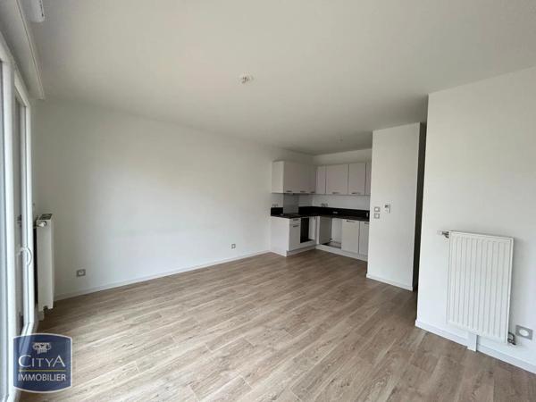 Appartement à louer 2 pièces 44.28m² Saint-Cyr-en-Val (45590)
