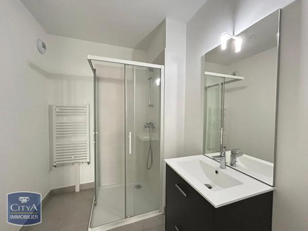 Appartement à louer 2 pièces 44.28m² Saint-Cyr-en-Val (45590)