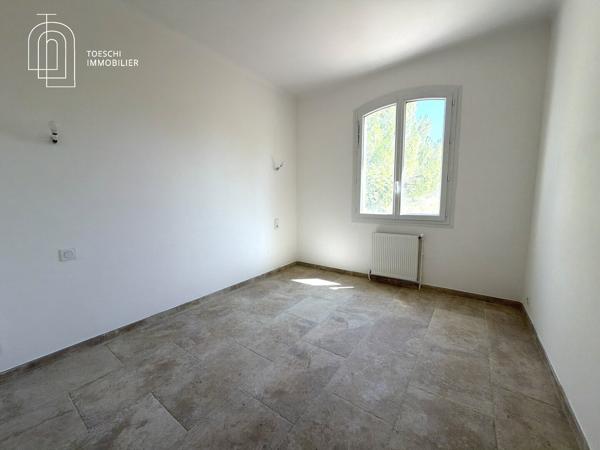 Maison entièrement rénovée avec fort potentiel