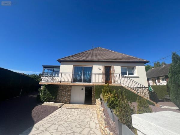 Maison individuelle à vendre à Beaumont-le-Roger dans l'Eure (27170), ref : 03883