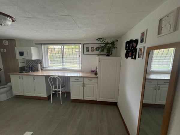 Maison individuelle à vendre à Beaumont-le-Roger dans l'Eure (27170), ref : 03883