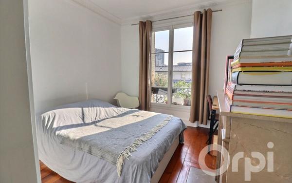 Appartement à vendre    2 pièces •  Paris 20