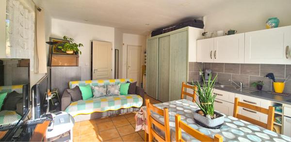 Cogolin (83310) Maison 4 pièces + dépendance et piscine