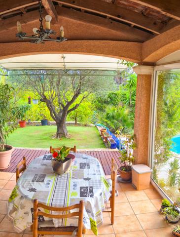 Cogolin (83310) Maison 4 pièces + dépendance et piscine