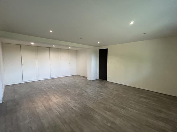 Agen (47000) MAISON 4 CHAMBRES DE 166.23 M2 GARAGE ET BALCON