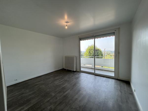 Agen (47000) MAISON 4 CHAMBRES DE 166.23 M2 GARAGE ET BALCON